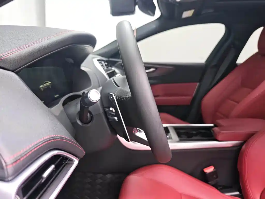 Jaguar XEL 2.0 T 250 PS R-DYNAMIC S Progressive Sport