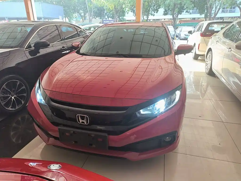 Civic 220 TURBO CVT Ignite Motion CN-VI