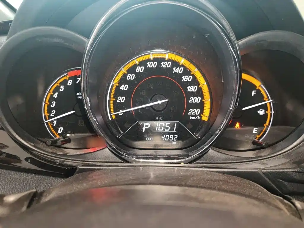 YARiS L Zhixuan Zhixuan X 1.5 L CVT Distinguished