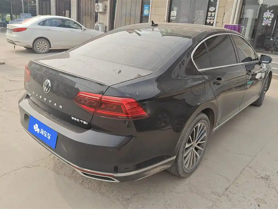 Magotan 330 TSI DSG Luxury