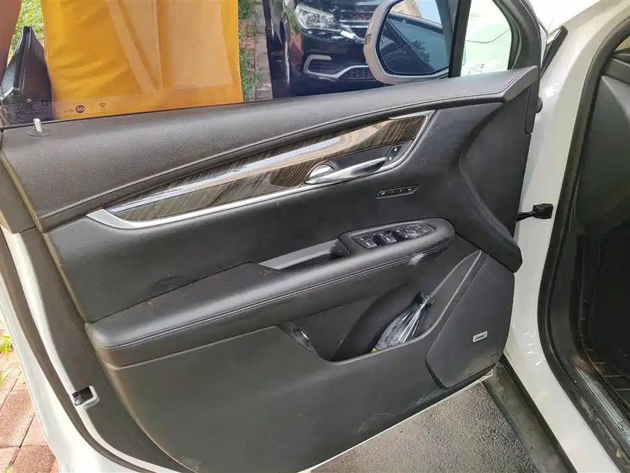 Cadillac XT5 28 T 4 WD Luxury