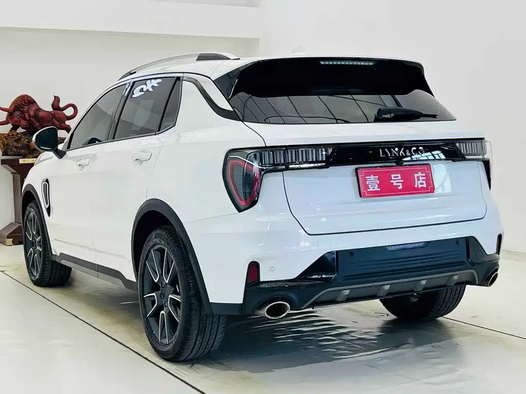 Lynk & Co 01 2.0 TD 2 WD Pro