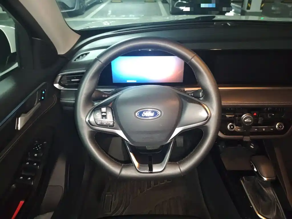 Escort 1.5 L Auto Diamond