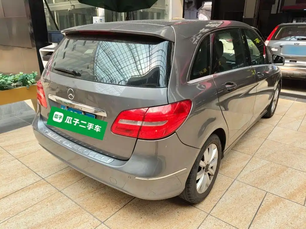 Mercedes-Benz B-Class B 180