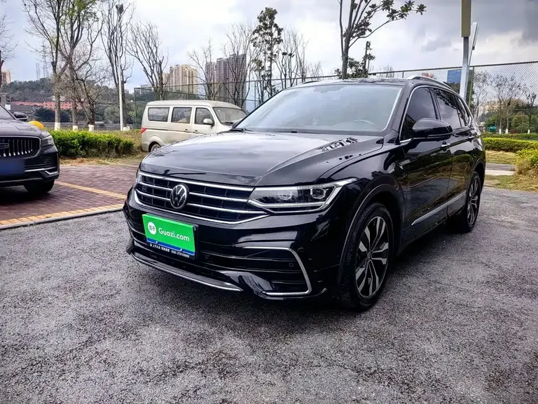 Volkswagen Tiguan L 330 TSI Auto 2 WD R-Line Premium