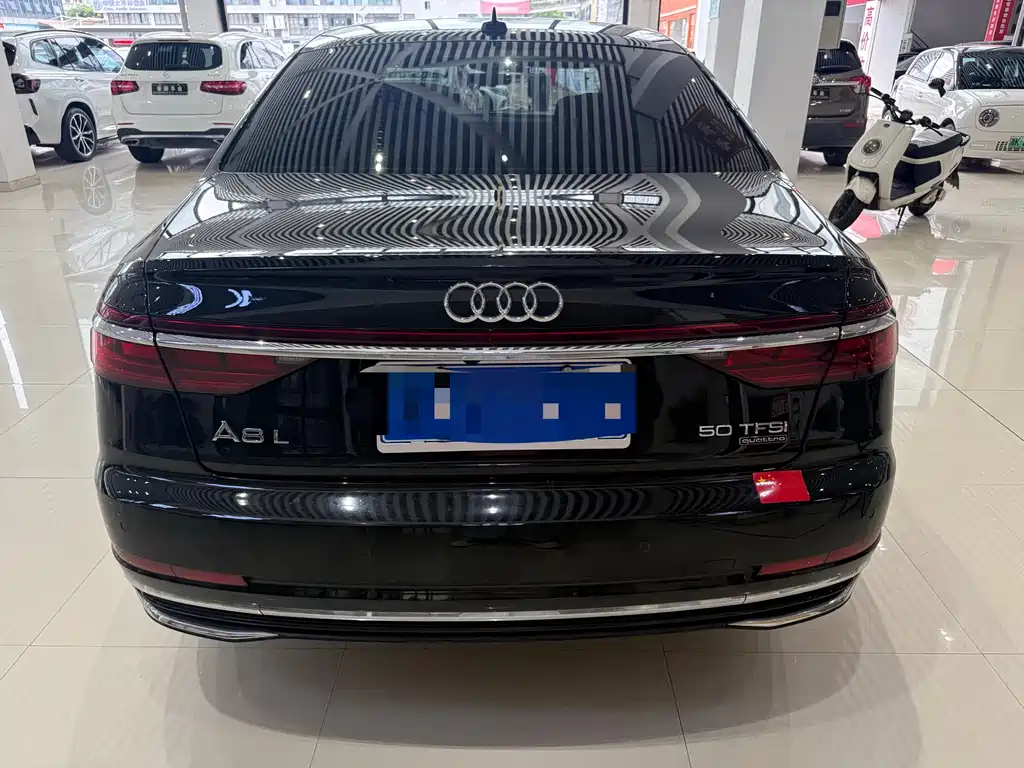 Audi A8 A8 L 50 TFSI quattro Select