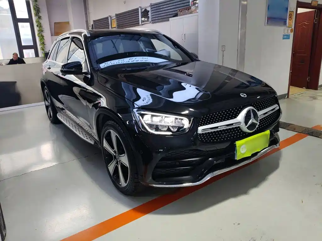 Mercedes-Benz GLC Facelift GLC 300 L 4 MATIC Dynamic Premium Collection