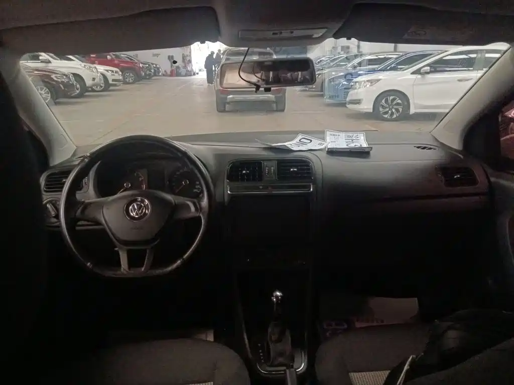 Polo 1.4 L Auto Style