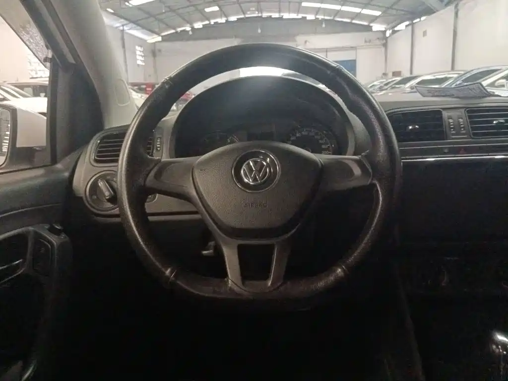 Polo 1.4 L Auto Style