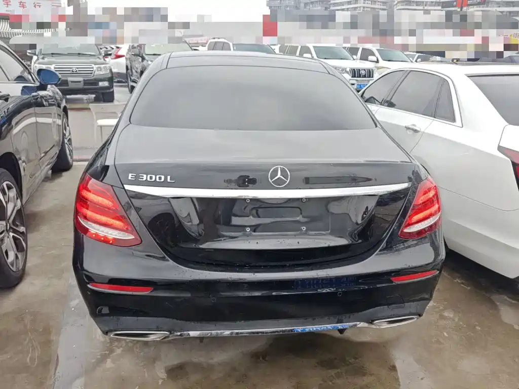 Mercedes-Benz E-Class Facelift E 200 L Sport