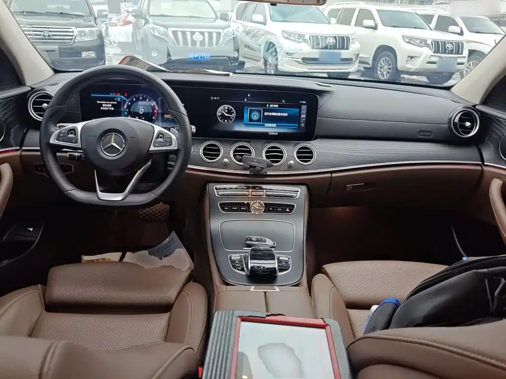 Mercedes-Benz E-Class Facelift E 200 L Sport