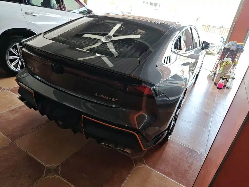 Changan UNI-V 1.5 T Sport