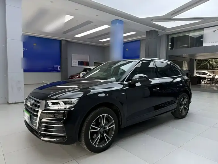 Audi Q5 L 40 TFSI Honor Enjoyment Fashion CN-V