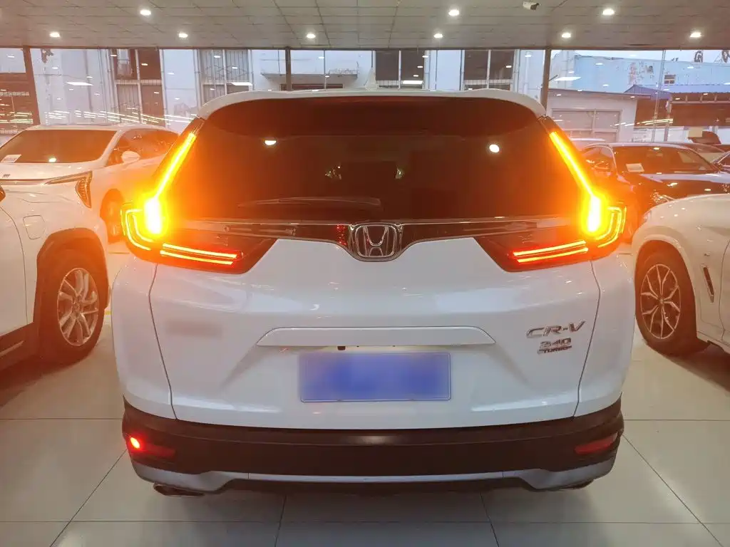 Honda CR-V 240 TURBO CVT 2 WD Urban
