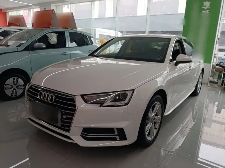 Audi A4 L 35 TFSI Progressive CN-VI