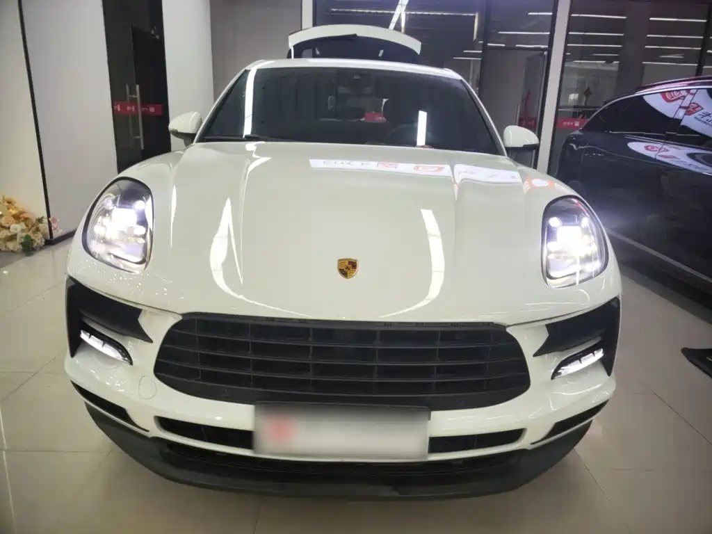 Macan Macan 2.0 T