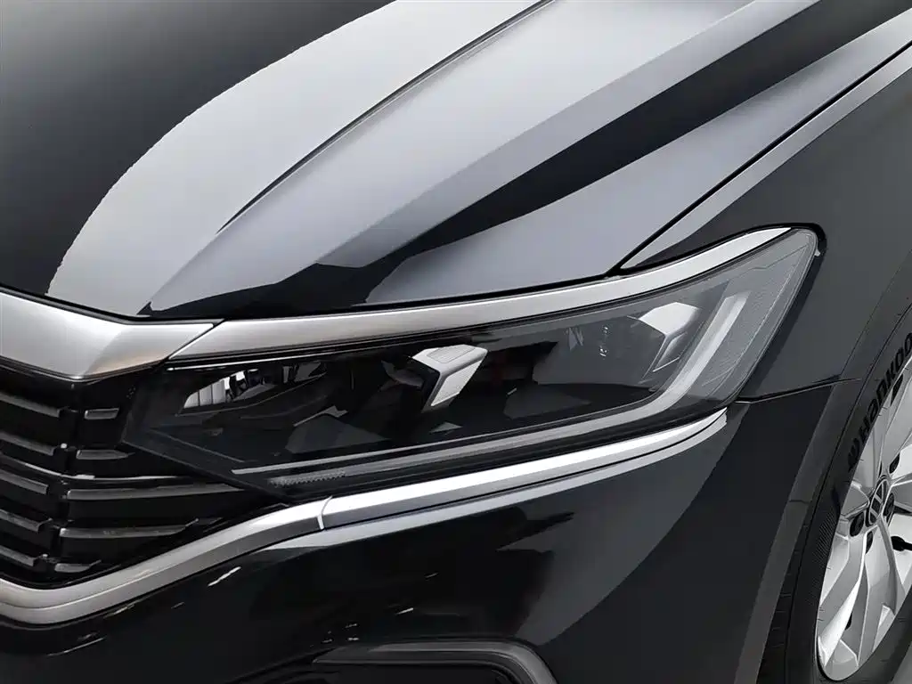 Passat NEV 帕萨特插电混动 2022款 430 PHEV 混动商务版