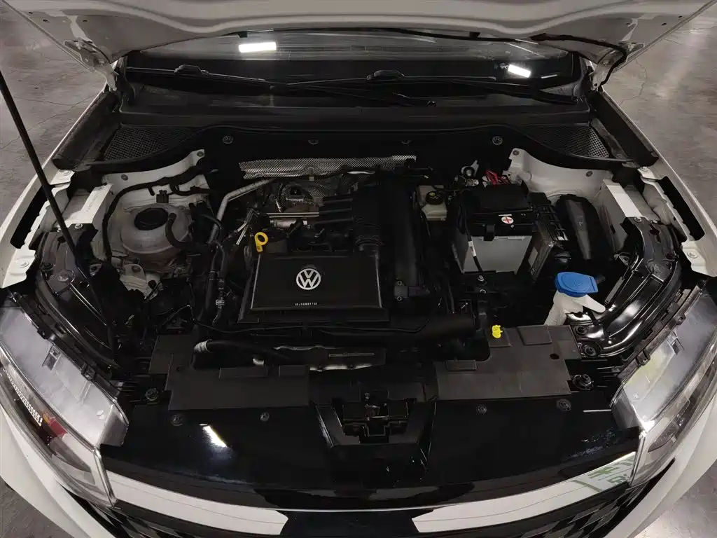 Jetta VS7 1.4 T Auto Joy
