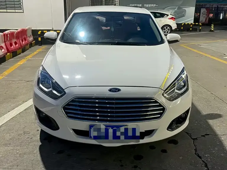 Ford Escort 1.5 L Auto Comfort