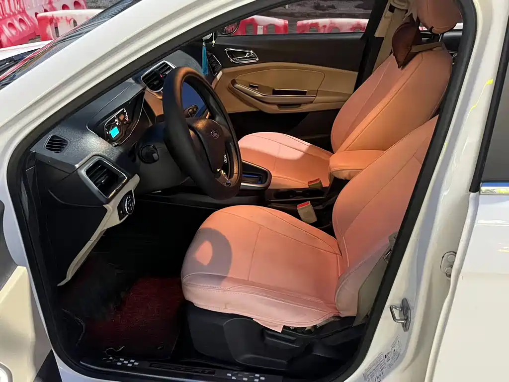 Escort 1.5 L Auto Comfort