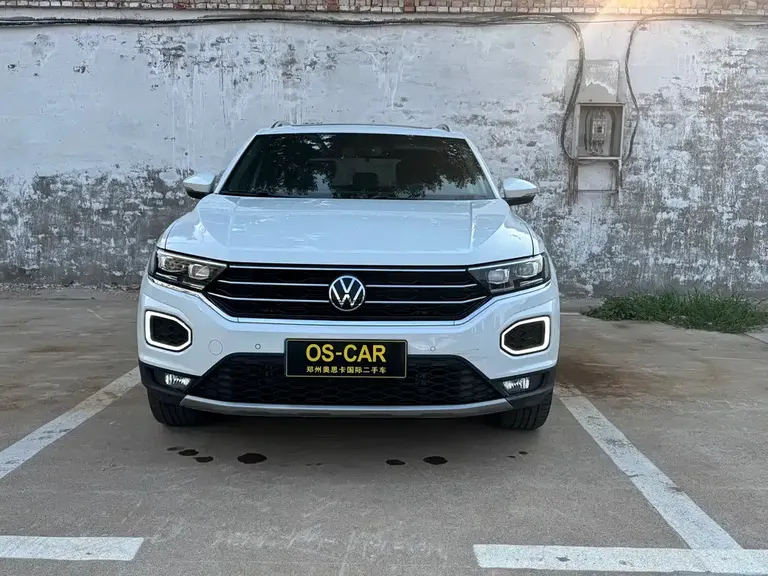 Volkswagen T-ROC 280 TSI DSG 4 WD Luxury Connected