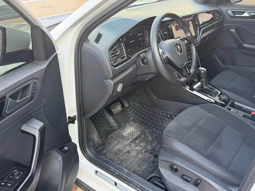 T-ROC 280 TSI DSG 4 WD Luxury Connected