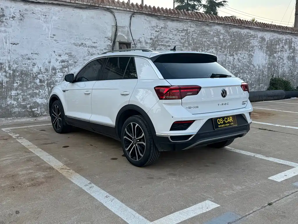 T-ROC 280 TSI DSG 4 WD Luxury Connected