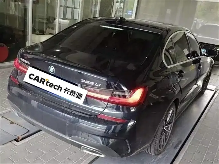 BMW 3 Series Facelift 325 Li M Sport Package