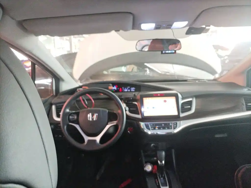 Jade 1.8 L Auto Comfort 5-seat