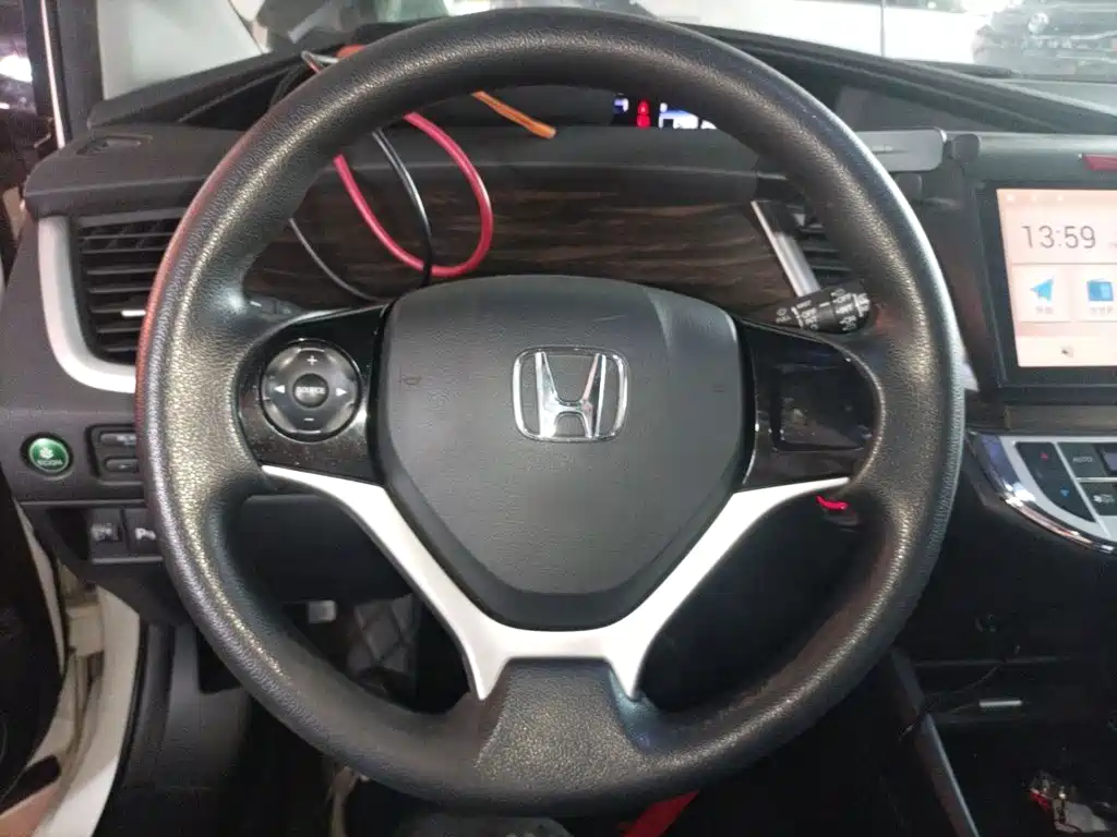 Jade 1.8 L Auto Comfort 5-seat