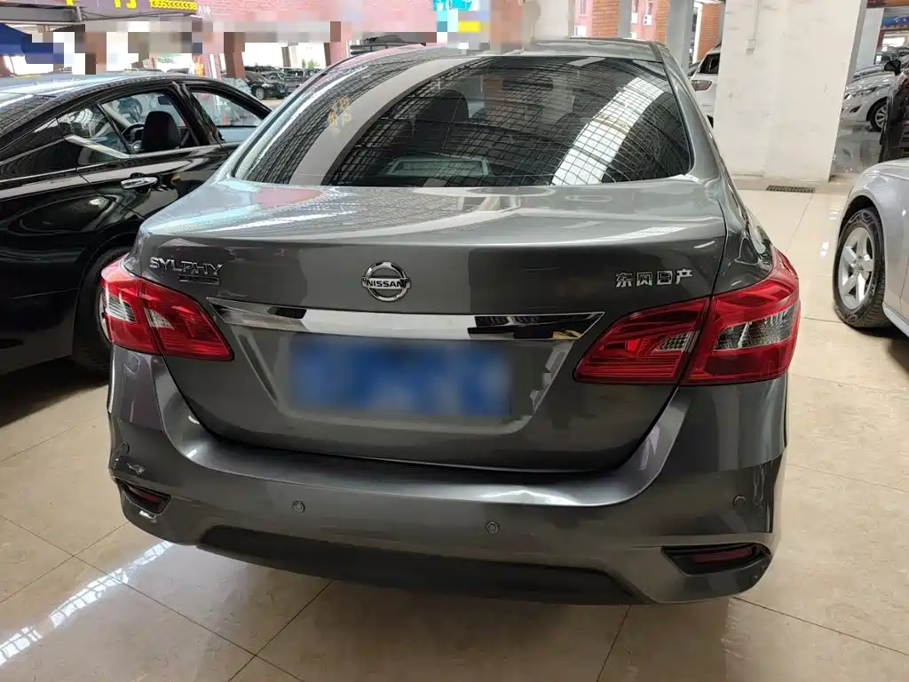 Sylphy Classic 1.6 XE CVT Comfort