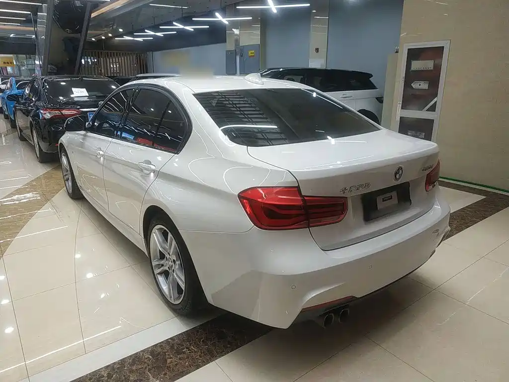 BMW 3 Series 320 i M Sport Package