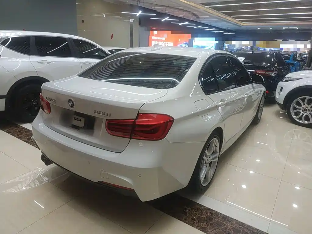 BMW 3 Series 320 i M Sport Package