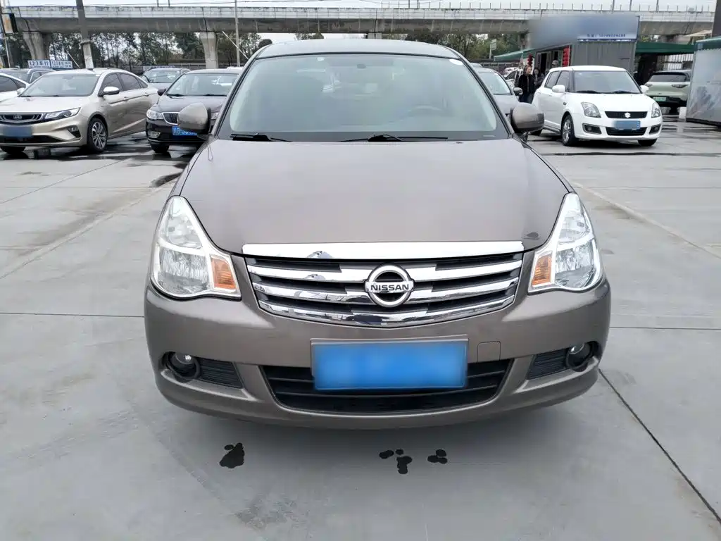 Sylphy Classic 1.6 XE+ CVT Leading