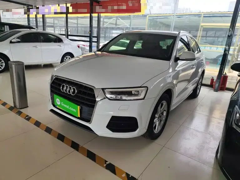 Audi Q3 30 Anniversary 35 TFSI Fashion