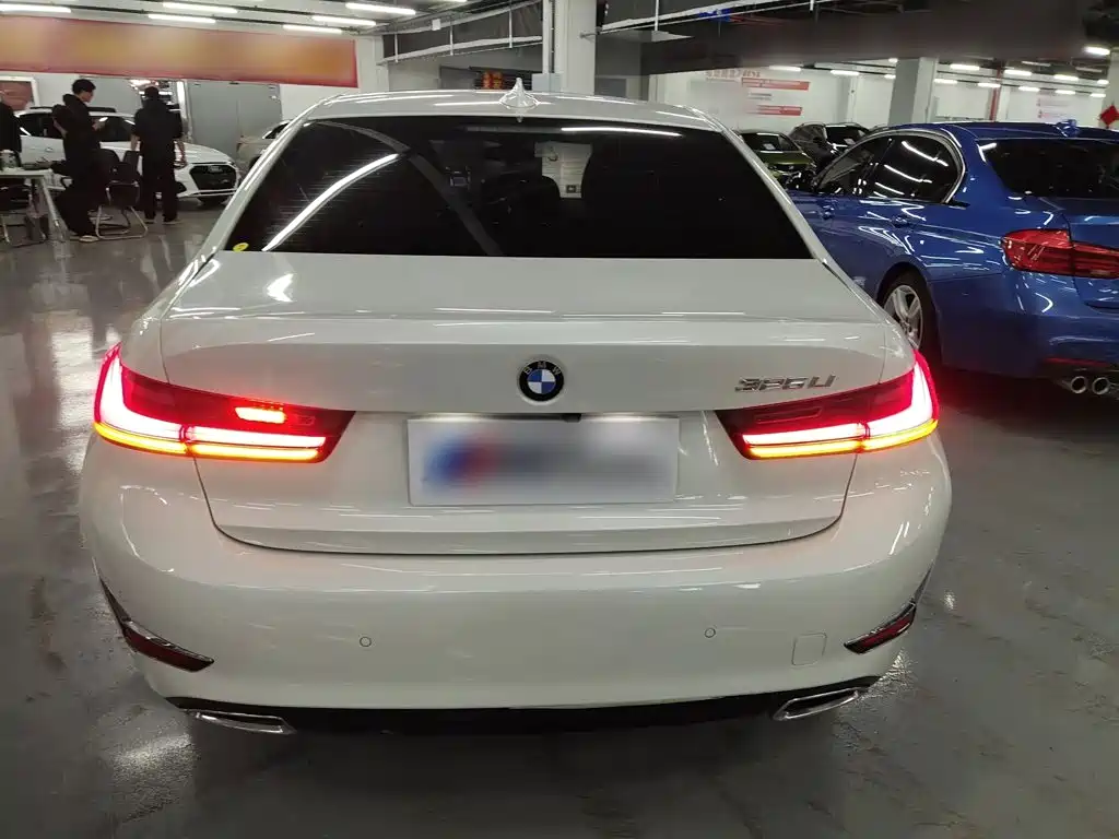 BMW 3 Series 325 Li First Edition