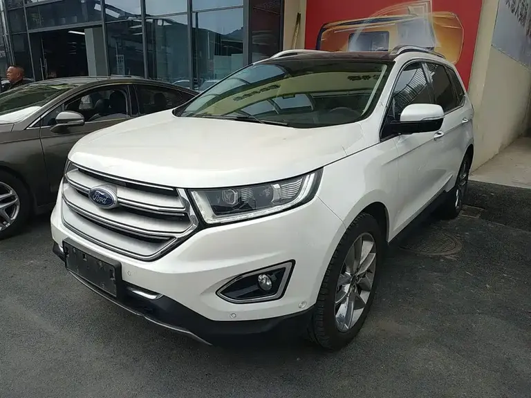 Ford Edge EcoBoost 245 4 WD Supreme Sharp 7-seat