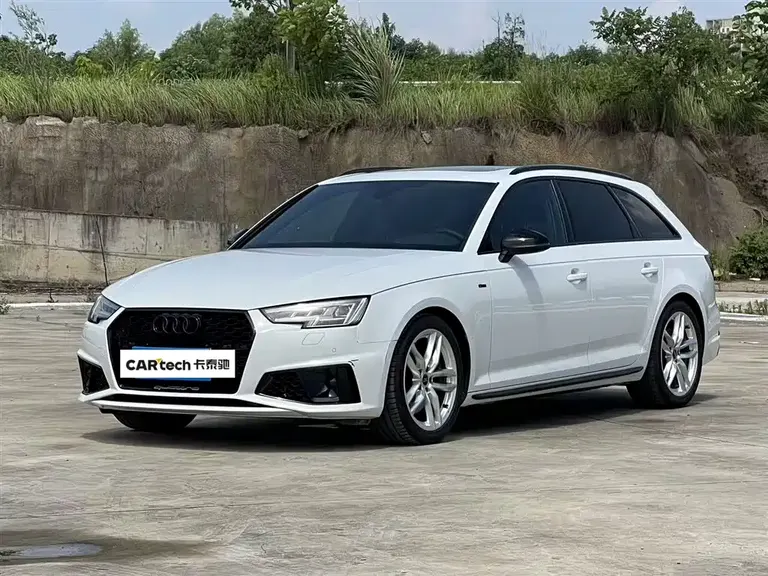Audi A4 (Import) Avant Pioneer 40 TFSI Luxury Dynamic