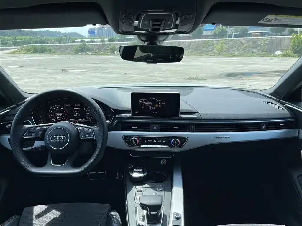 Audi A4 (Import) Avant Pioneer 40 TFSI Luxury Dynamic