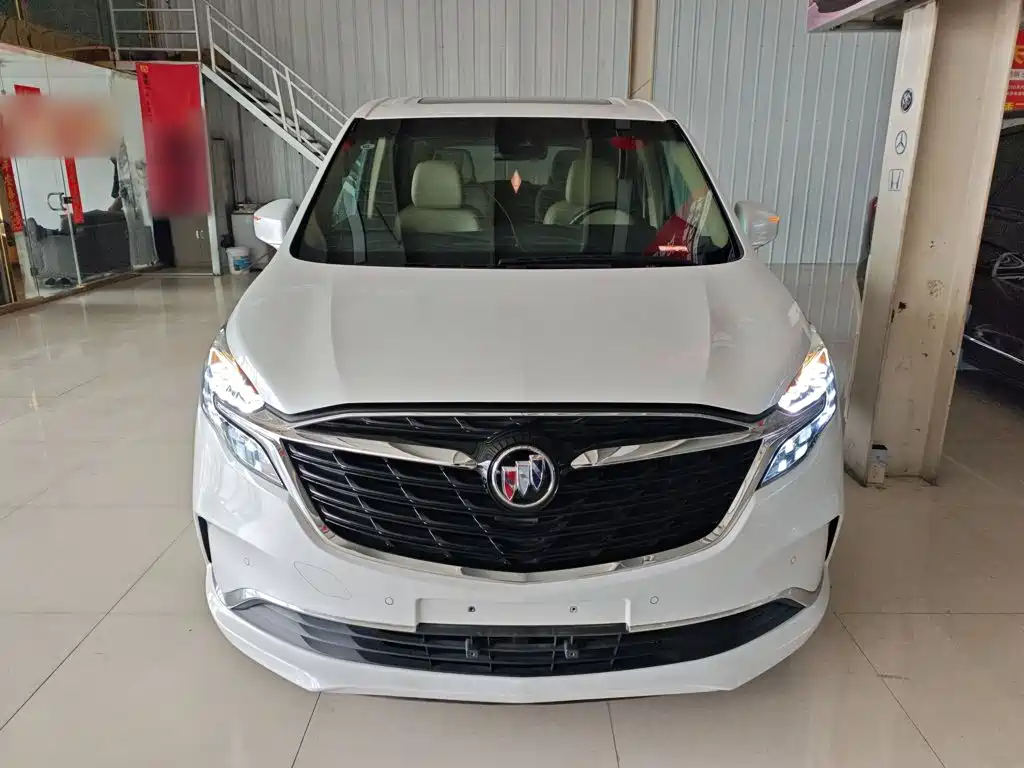 Buick GL8 ES LaCrosse 653 T Premium