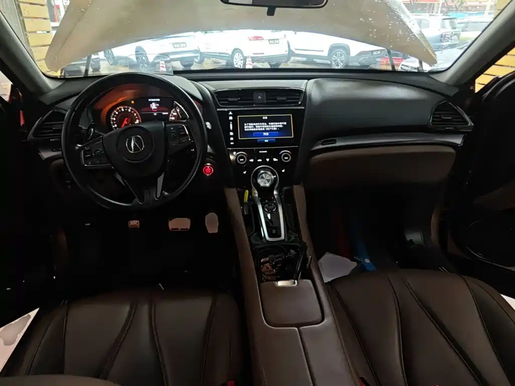Acura CDX 1.5 T 2 WD Premium