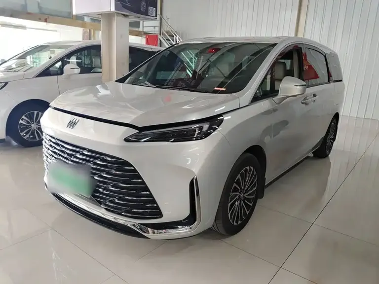 Buick GL8 NEV 别克GL8新能源 2025款 陆尚 尊享版
