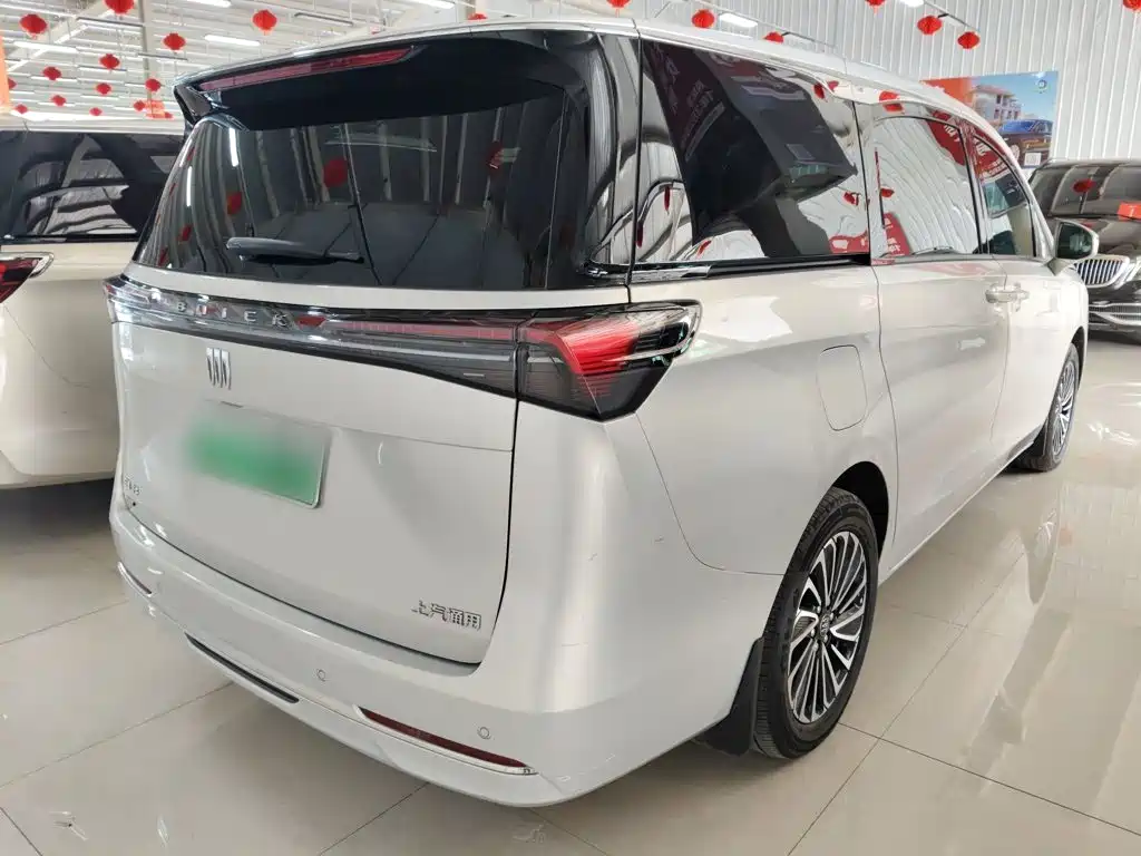 Buick GL8 NEV 别克GL8新能源 2025款 陆尚 尊享版