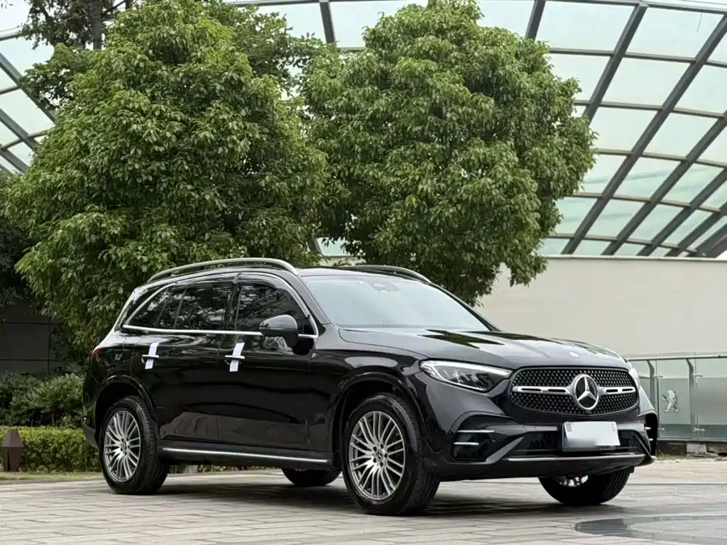Mercedes-Benz GLC Facelift GLC 300 L 4 MATIC Dynamic 7-seat
