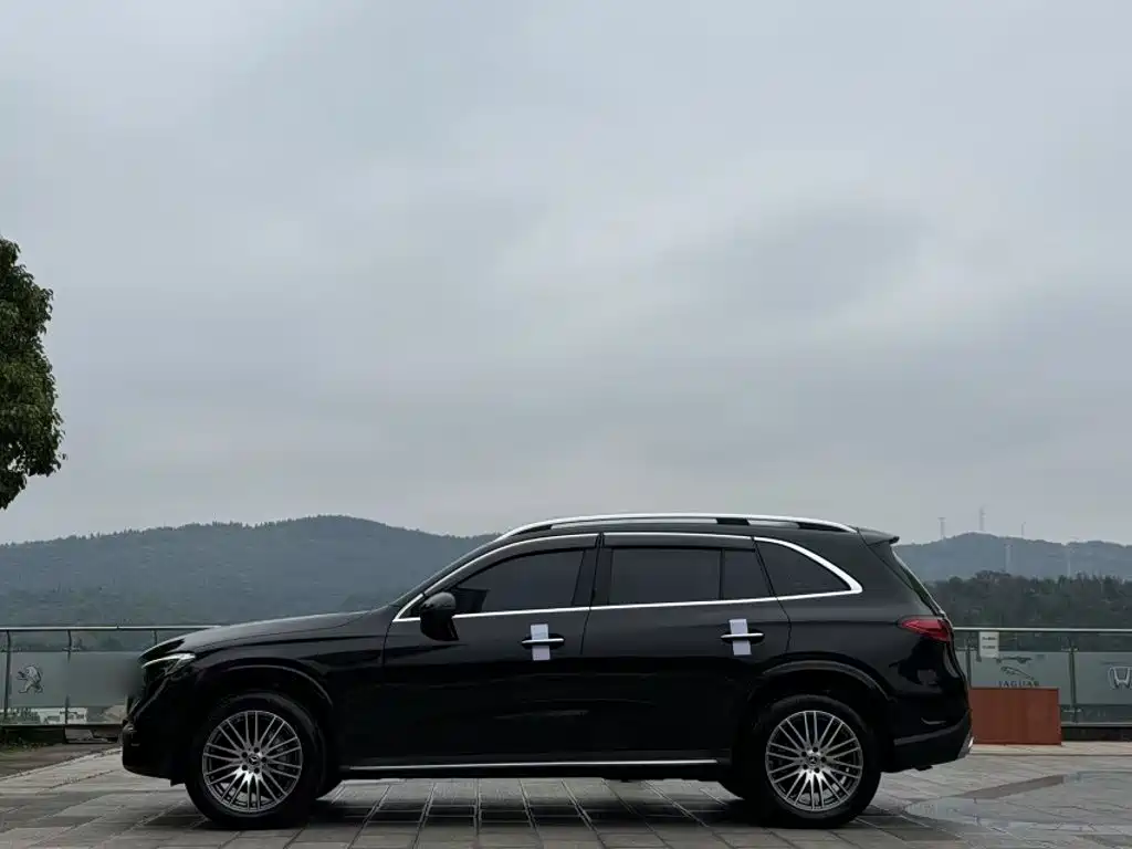 Mercedes-Benz GLC Facelift GLC 300 L 4 MATIC Dynamic 7-seat