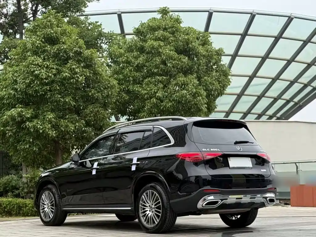 Mercedes-Benz GLC Facelift GLC 300 L 4 MATIC Dynamic 7-seat