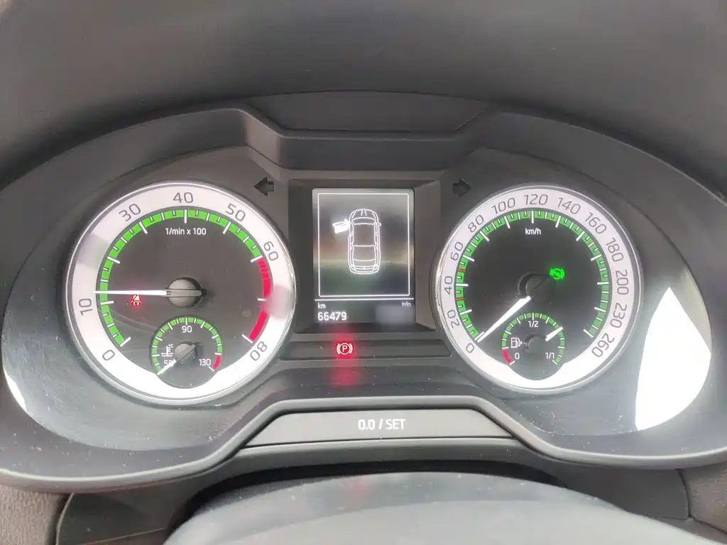 Octavia 明锐 2018款 TSI230 DSG豪华优享版