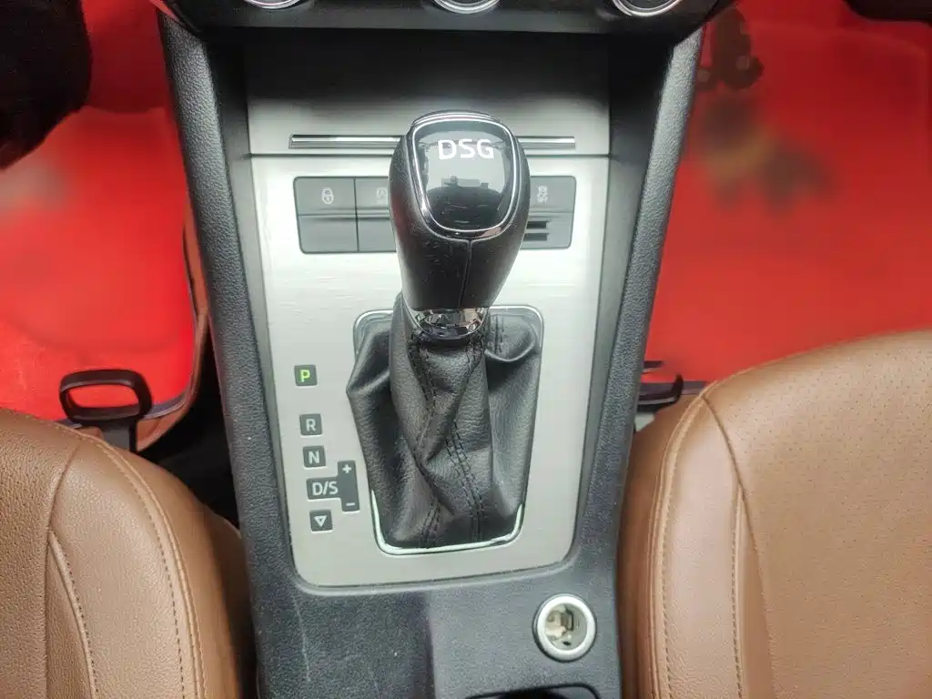 Octavia 明锐 2018款 TSI230 DSG豪华优享版