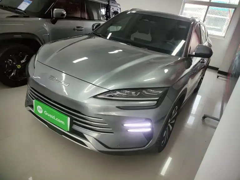 BYD Song PLUS NEV Champion DM-i 110 KM Flagship PLUS