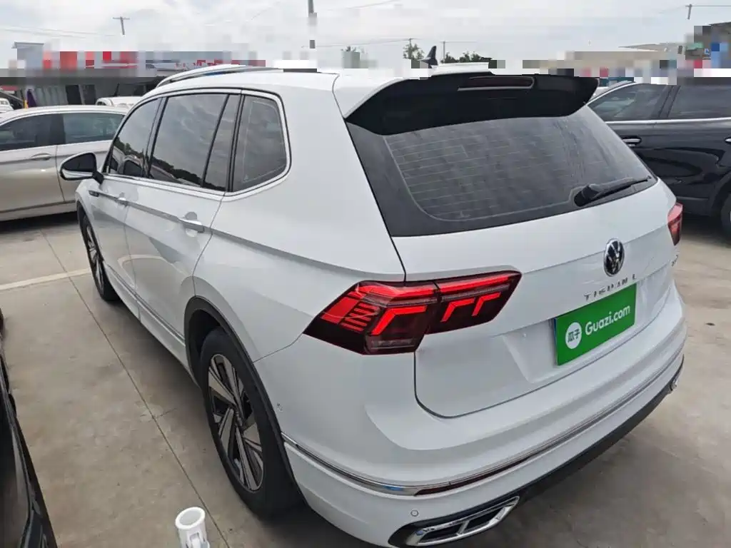 Tiguan L Facelift 330 TSI Auto 2 WD R-Line Premium